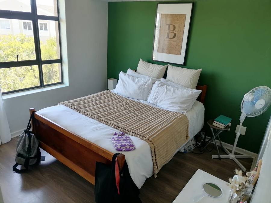 2 Bedroom Property for Sale in Somerset West Mall Triangle Western Cape